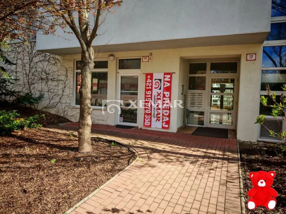 Obchodné priestory na predaj 55m2, Nad plážou, Banská Bystrica, 152374_0