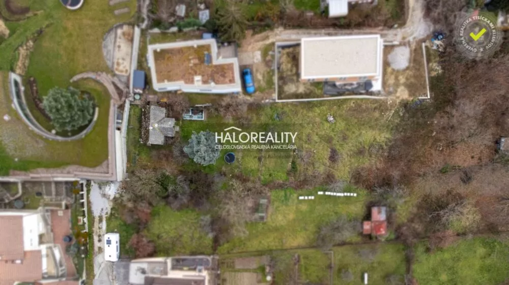 Pozemok pre rod. domy na predaj 535m2, Bratislava - Nové Mesto, 152397_1