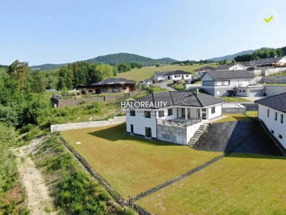 Rodinný dom na predaj 381m2, Slaská, 145326_2