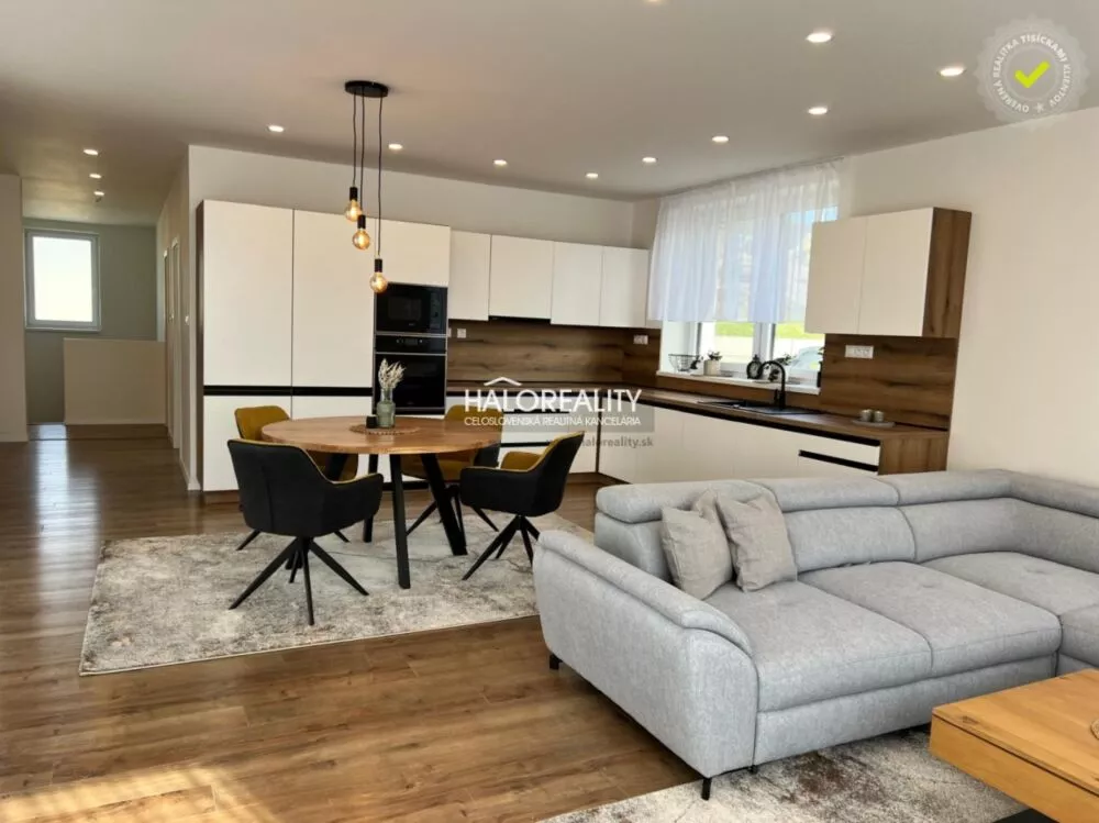 Rodinný dom na predaj 381m2, Slaská, 145326_3