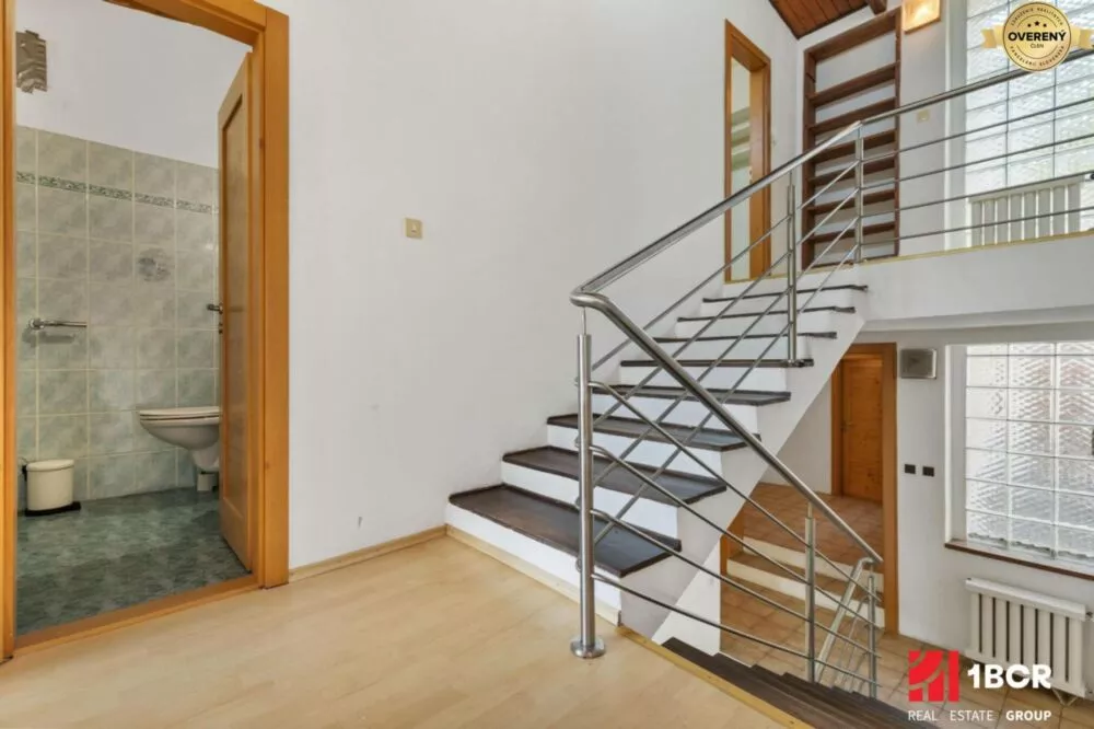 Rodinný dom na predaj 220m2, Plachého, Bratislava - Dúbravka, 152611_2