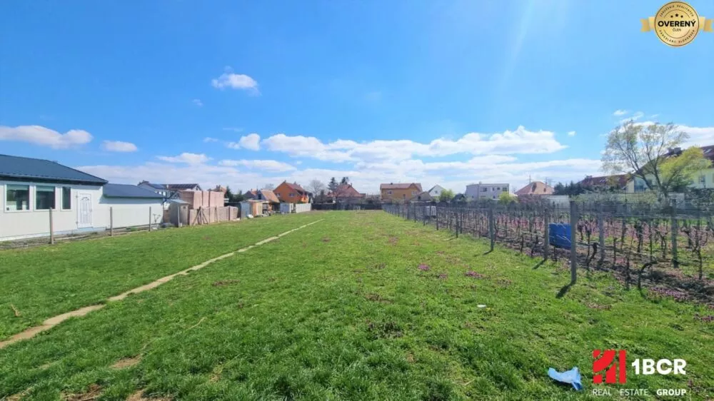 Pozemok pre rod. domy na predaj 1845m2, Vinosady, 152705_2