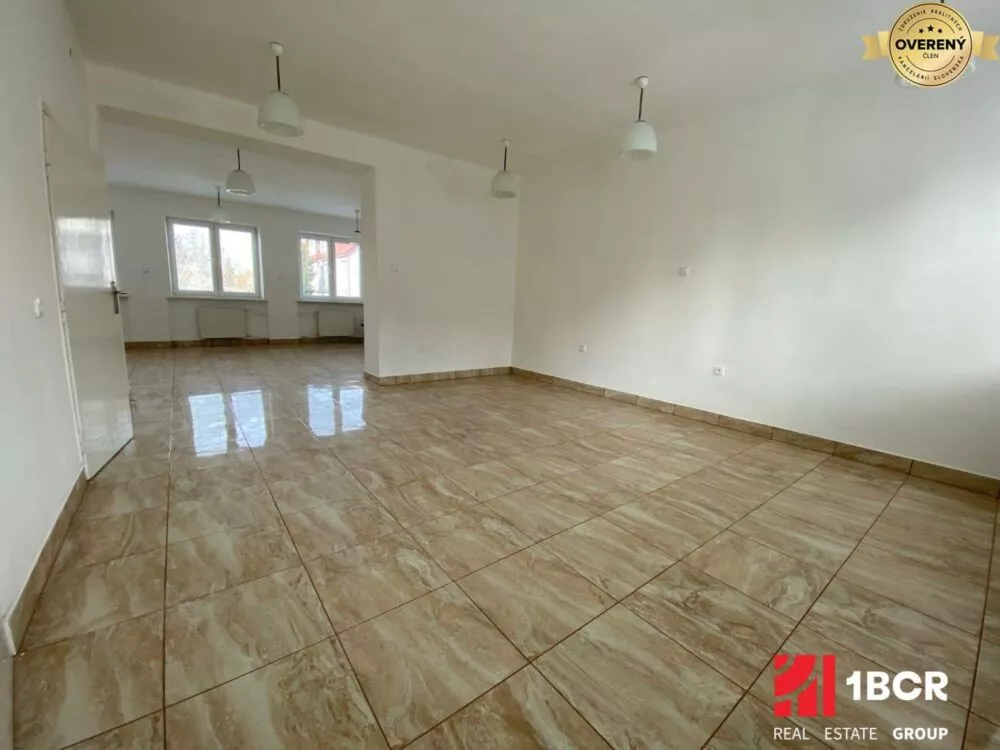 Obchodné priestory na prenájom 22m2, Bratislava - Ružinov, 152725_3