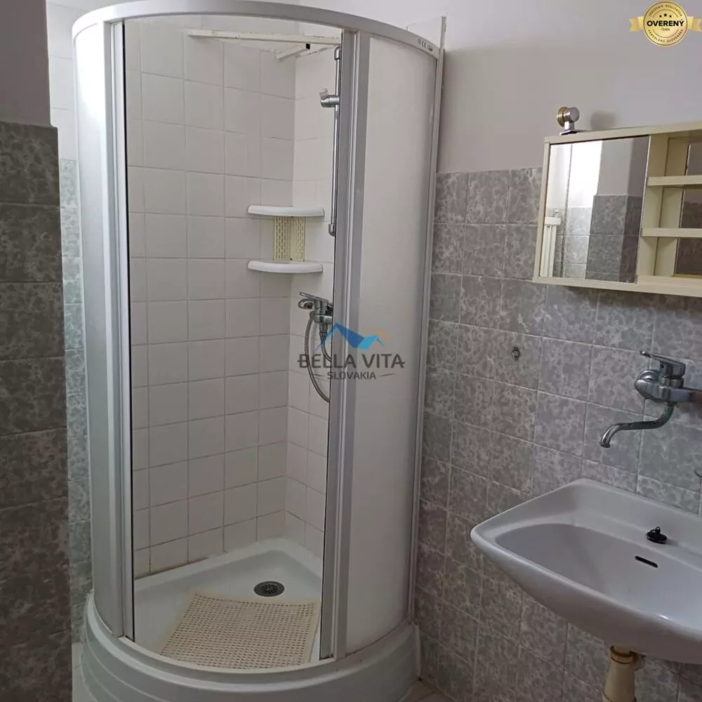 Rodinný dom na predaj 200m2, Sereď, 153337_3