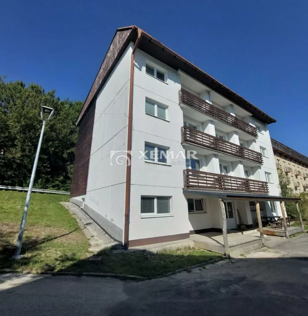Iný objekt na bývanie na predaj 809m2, Donovaly, 152062_0