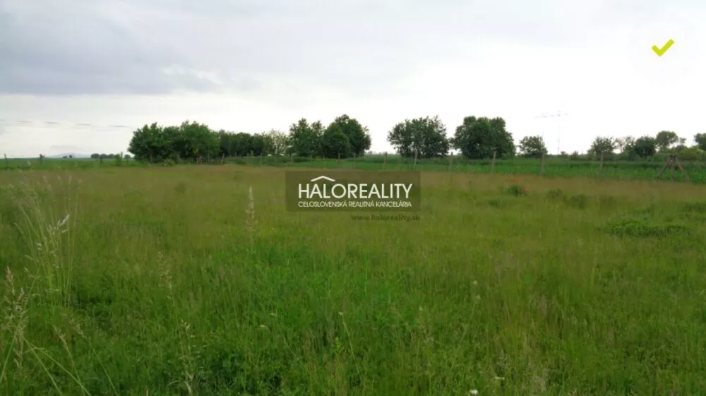 Pozemok pre rod. domy na predaj 688m2, Cabaj - Čápor, 153769_3