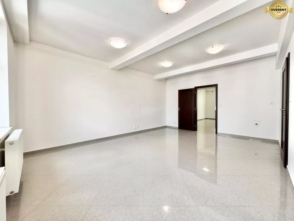 Kancelárie, admin. priestory na prenájom 56m2, Mariánske námestie, Žilina, 153911_3