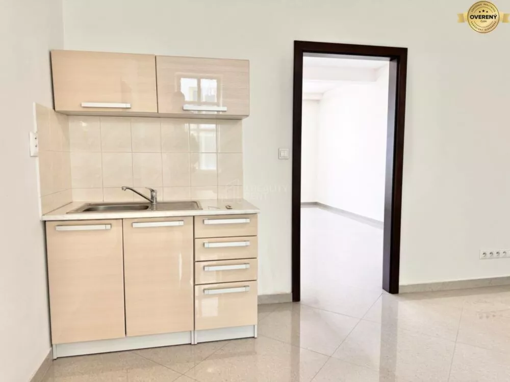 Kancelárie, admin. priestory na prenájom 56m2, Mariánske námestie, Žilina, 153911_5