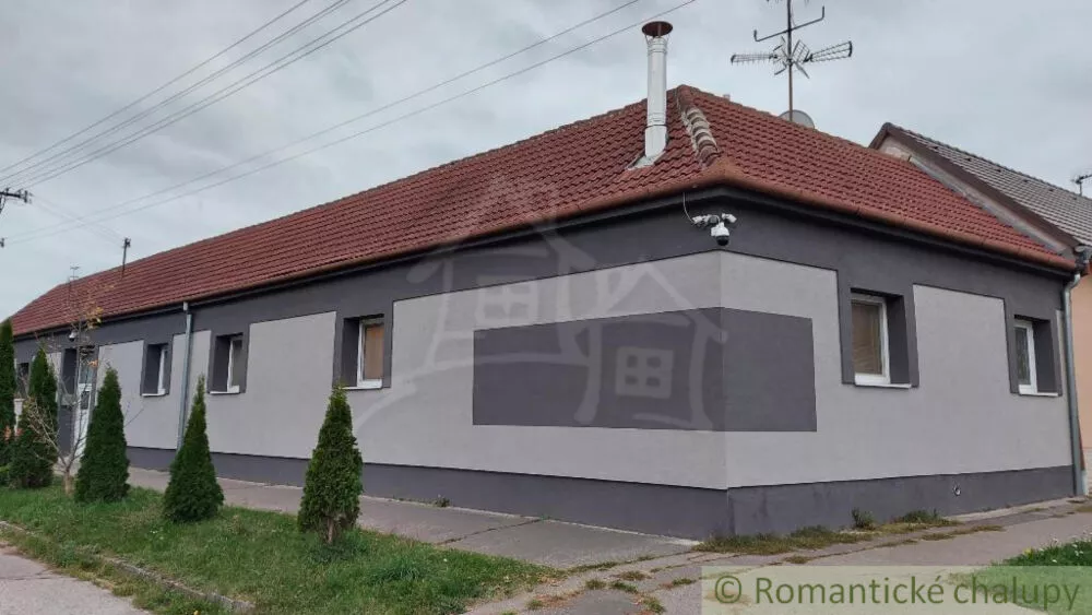 Rodinný dom na predaj 200m2, Holíč, 147180_0