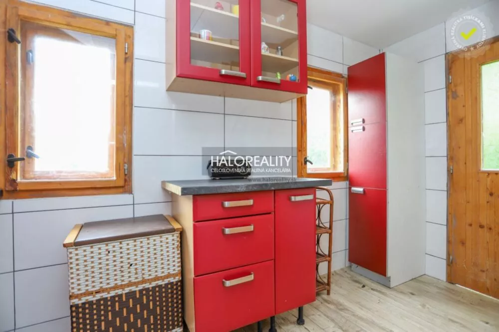 Záhradná chatka na predaj 810m2, Udiča, 154002_6