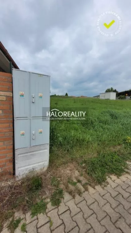 Pozemok pre rod. domy na predaj 318m2, Nitra, 154314_4