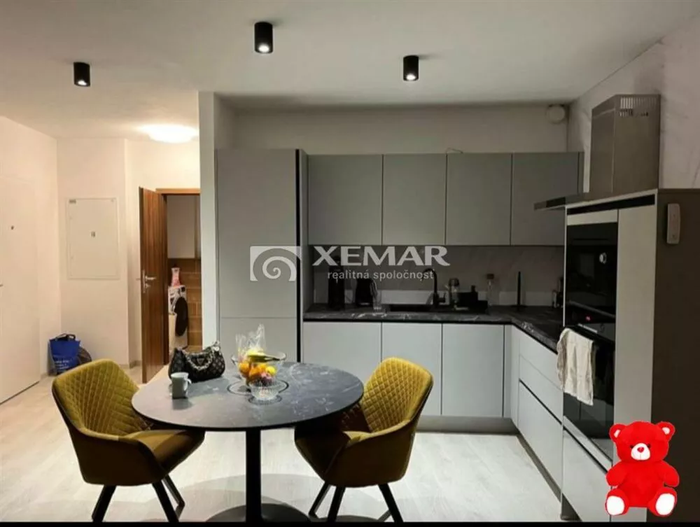 2 izbový byt na predaj 64m2, Galvaniho, Bratislava - Ružinov, 147030_2