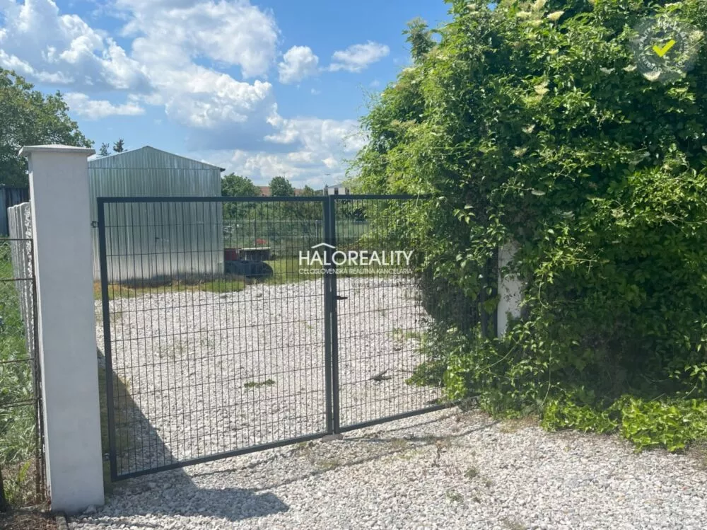 Pozemok pre rod. domy na predaj 1619m2, Sládkovičovo, 154466_1