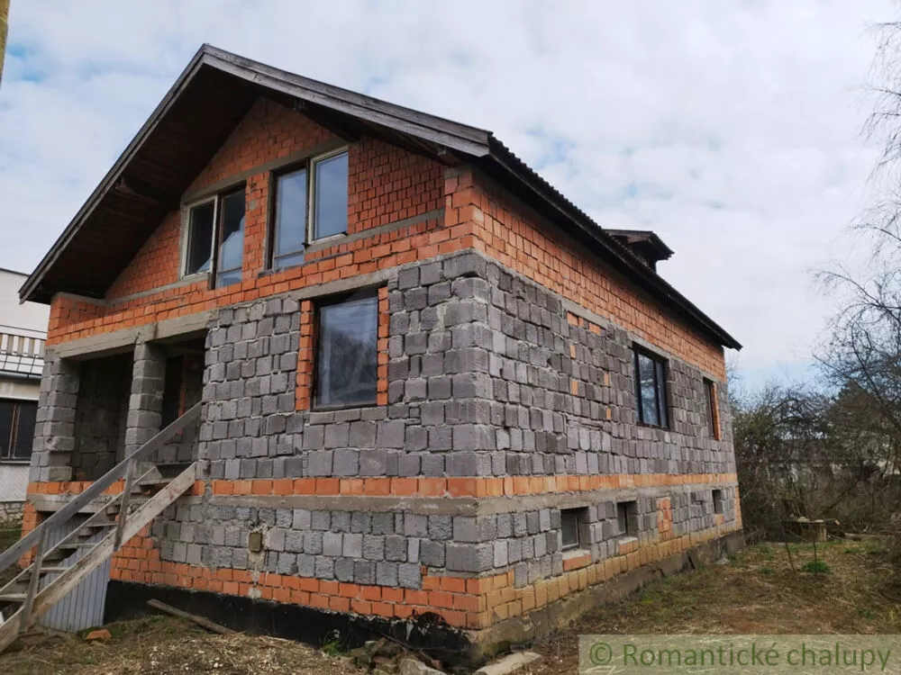 Rodinný dom na predaj 185m2, Veľká Čalomija, 137306_0