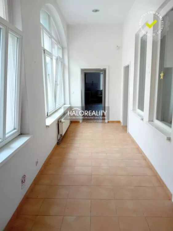 Obchodné priestory na predaj 954m2, Ružomberok, 154866_9