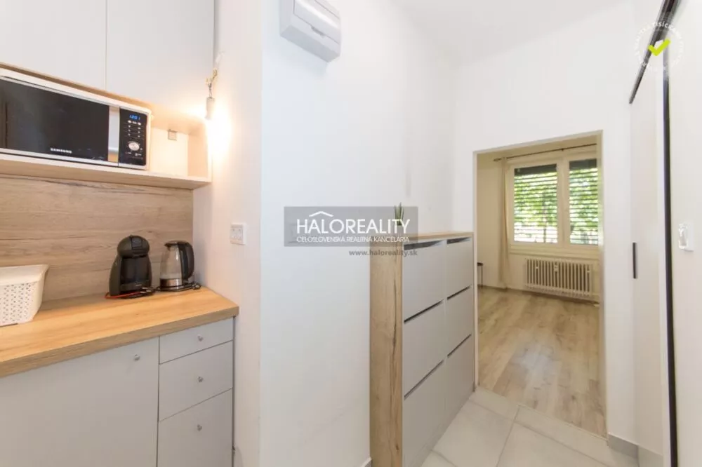 Garsonka na predaj 17m2, Bratislava - Nové Mesto, 155081_0