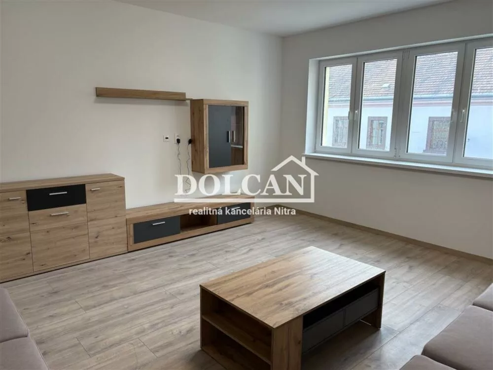 3 izbový byt na prenájom 86m2, Štefánikova, Nitra, 152381_1