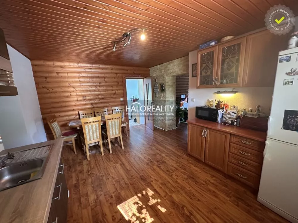 Rodinný dom na predaj 890m2, Hôrka, 155502_0