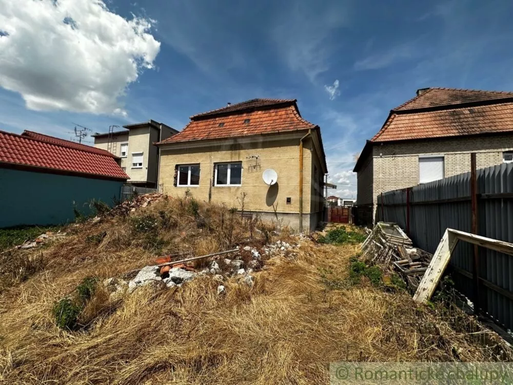Rodinný dom na predaj 250m2, Kolárovo, 126640_25