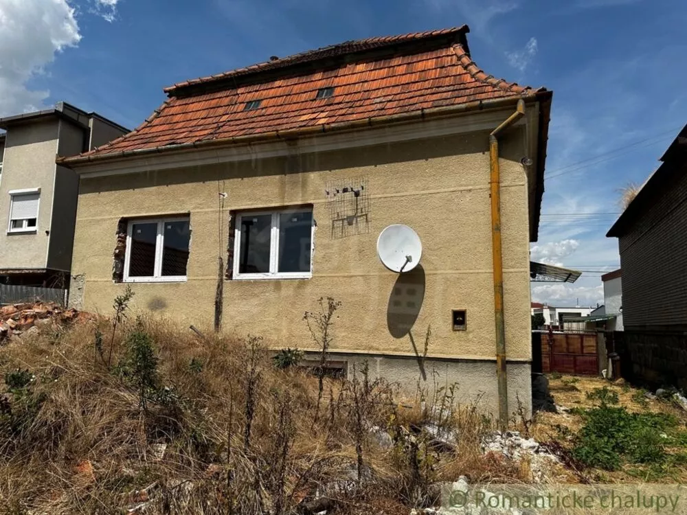 Rodinný dom na predaj 250m2, Kolárovo, 126640_26