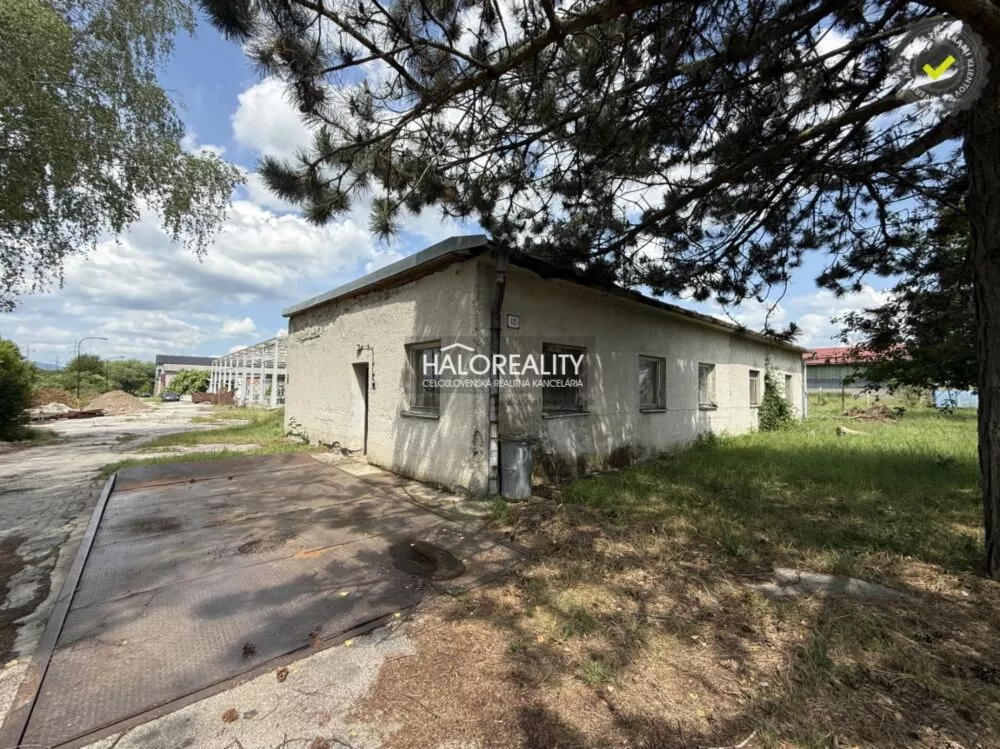Polyfunkčný objekt na predaj 10036m2, Zemianske Kostoľany, 155621_0