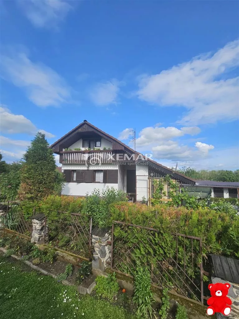 Záhradná chatka na predaj 568m2, Badín, 154802_0