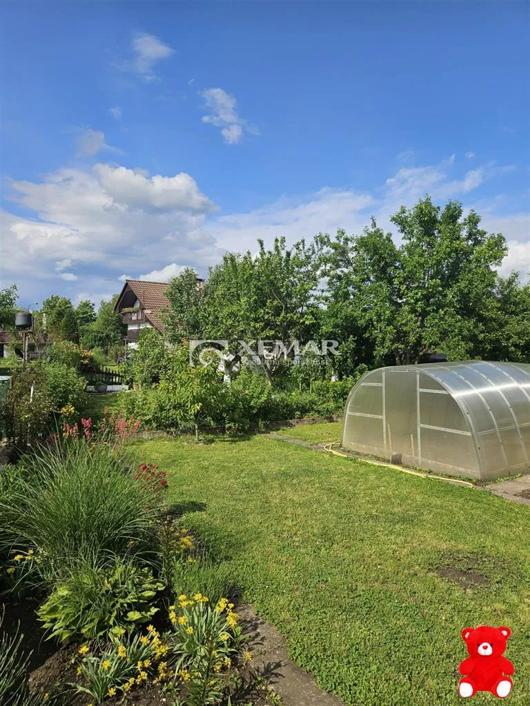 Záhradná chatka na predaj 568m2, Badín, 154802_9