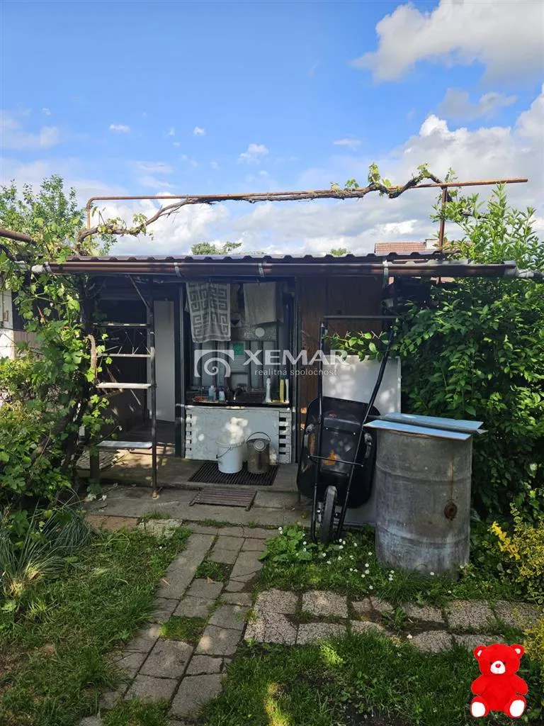 Záhradná chatka na predaj 568m2, Badín, 154802_11