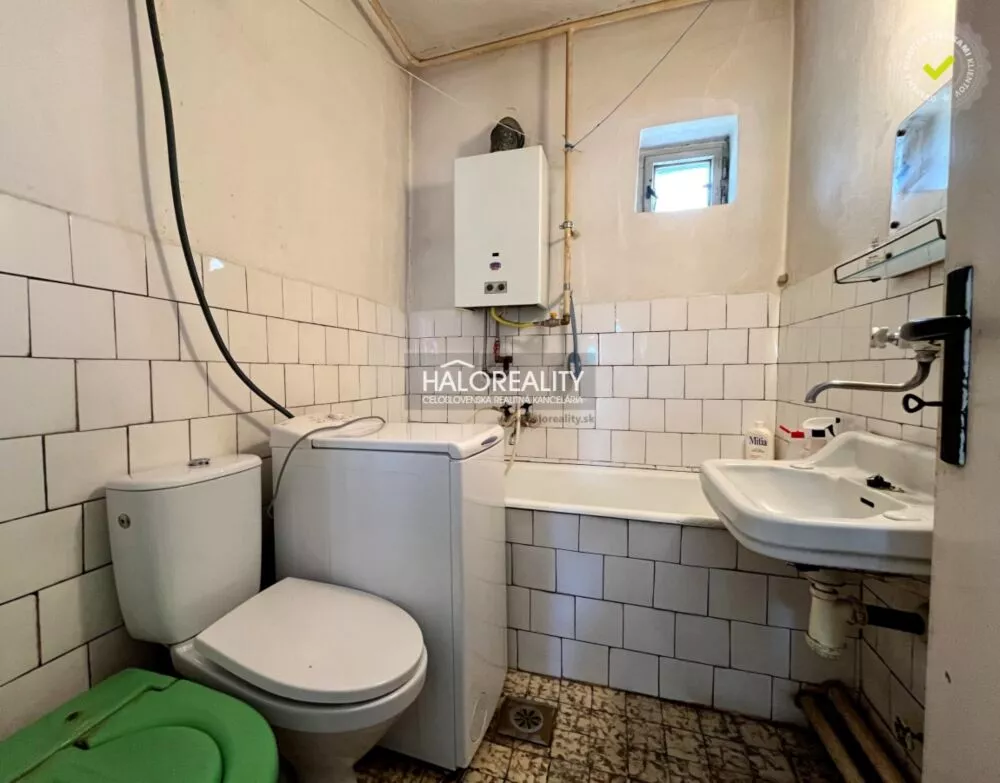 Rodinný dom na predaj 75m2, Levice, 156197_16