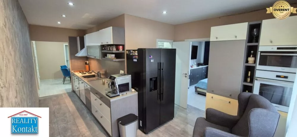 4 izbový byt na predaj 100m2, B. Němcovej, Nové Zámky, 156257_0