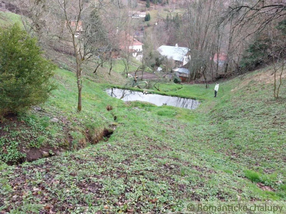 Záhrada na predaj 1927m2, Špania Dolina, 155297_0