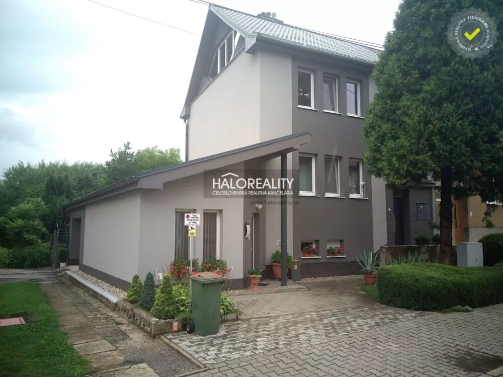 Rodinný dom na predaj 220m2, Nováky, 156874_0