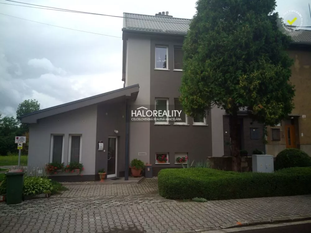 Rodinný dom na predaj 220m2, Nováky, 156874_2