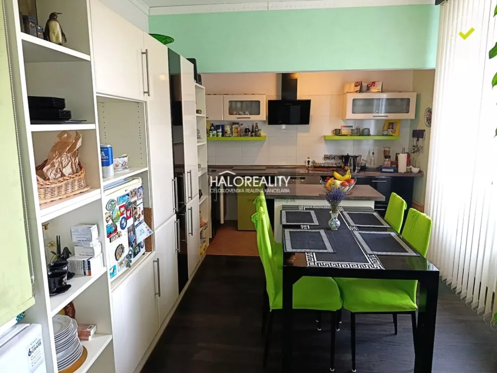 Rodinný dom na predaj 220m2, Nováky, 156874_8