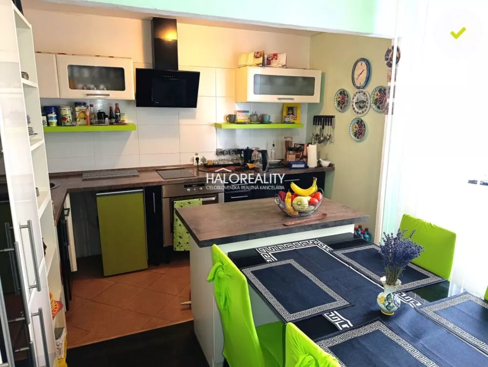 Rodinný dom na predaj 220m2, Nováky, 156874_10
