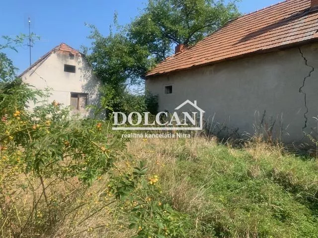 Pozemok pre bytovú výstavbu na predaj 1m2, Malé Chyndice, Malé Chyndice, 149206_1