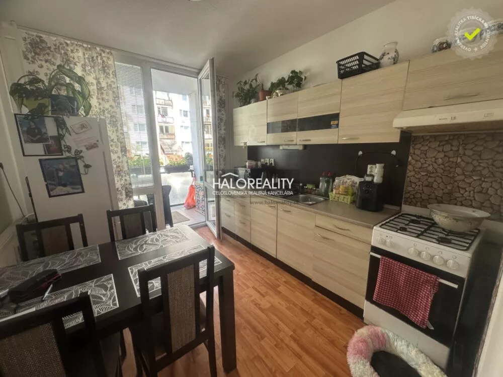 3 izbový byt na predaj 77m2, Levice, 156952_0