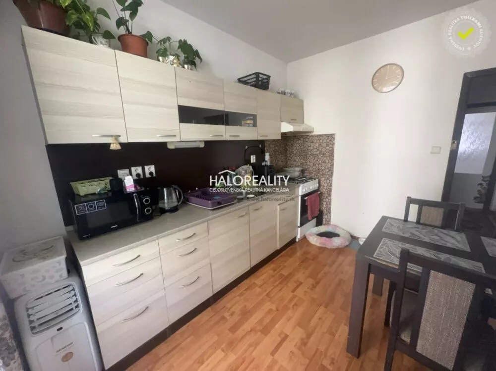 3 izbový byt na predaj 77m2, Levice, 156952_1