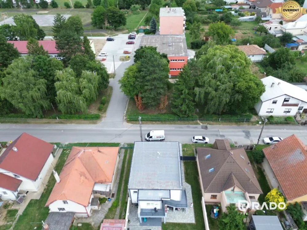 Rodinný dom na predaj 200m2, Bošany, 157029_0