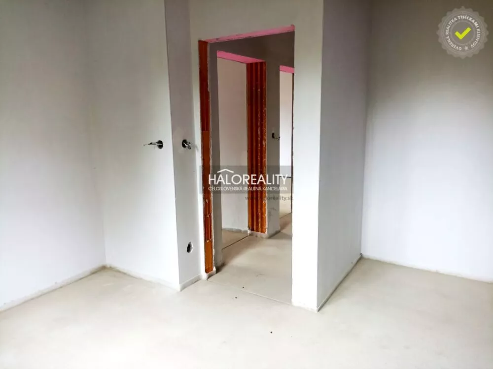 Rodinný dom na predaj 805m2, Horné Dubové, 150380_9