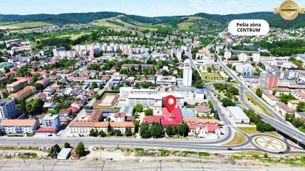 Obchodné priestory na predaj 1600m2, Humenné, 156017_4