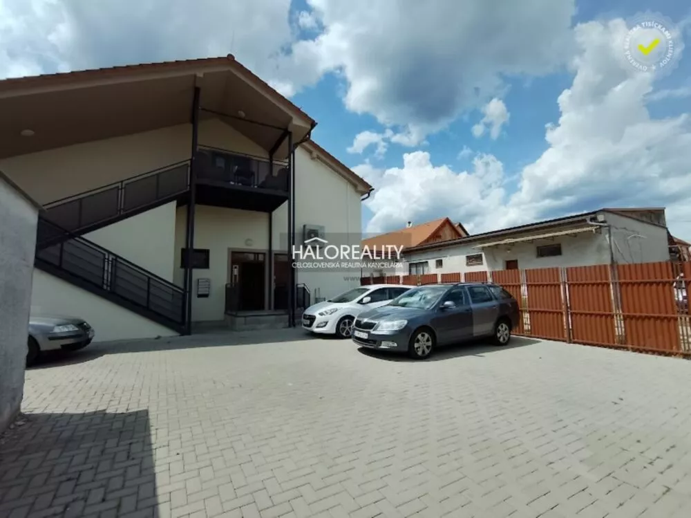 Polyfunkčný objekt na prenájom 603m2, Krupina, 157522_1