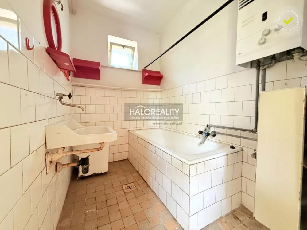 Rodinný dom na predaj 170m2, Bánov, 157637_16