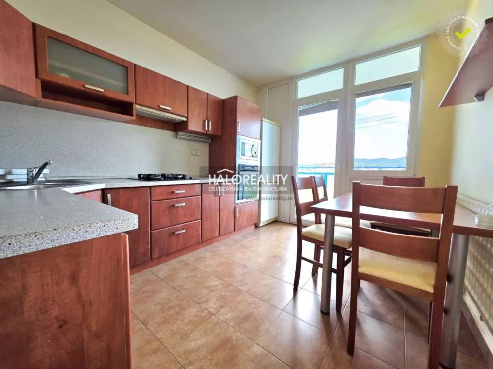 3 izbový byt na predaj 70m2, Prievidza, 157756_0