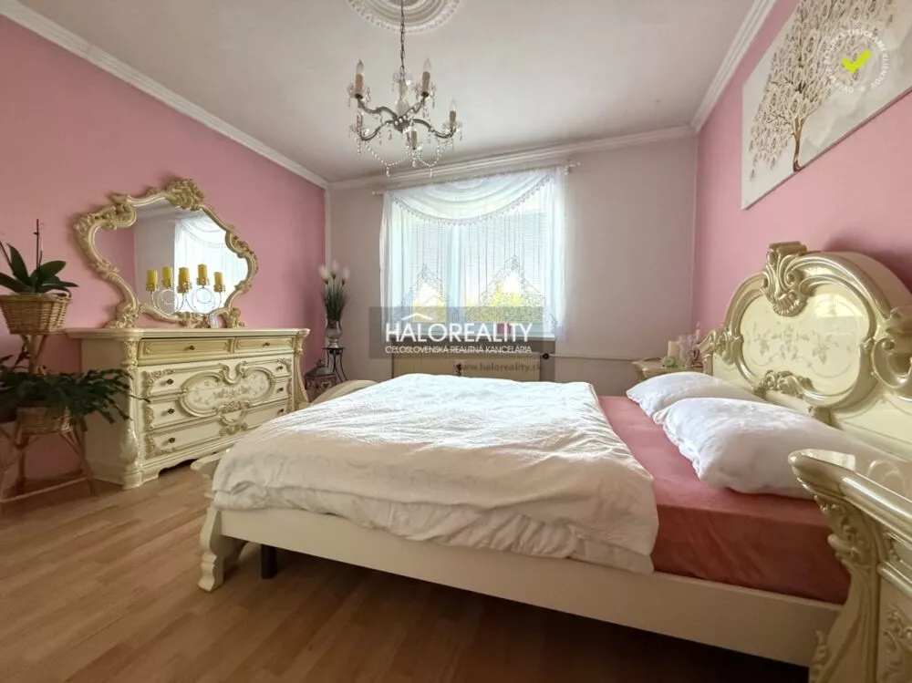 Rodinný dom na predaj 1501m2, Pečeňany, 157835_5