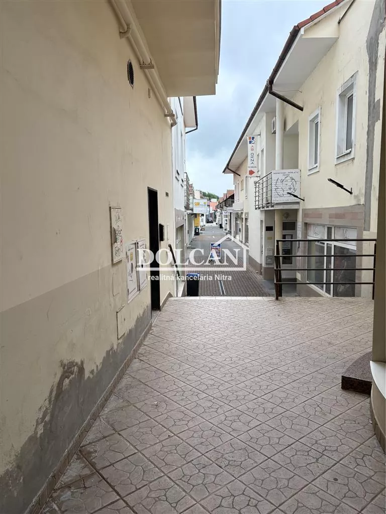 Obchodné priestory na prenájom 30m2, Štefánikova trieda, Nitra, 157917_0