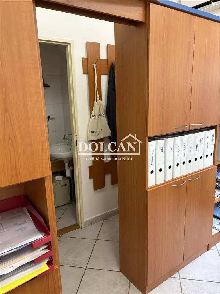 Obchodné priestory na prenájom 30m2, Štefánikova trieda, Nitra, 157917_2