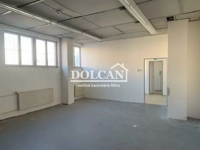 Skladový objekt na prenájom 61m2, Štefánikova trieda, Nitra, 123679_0