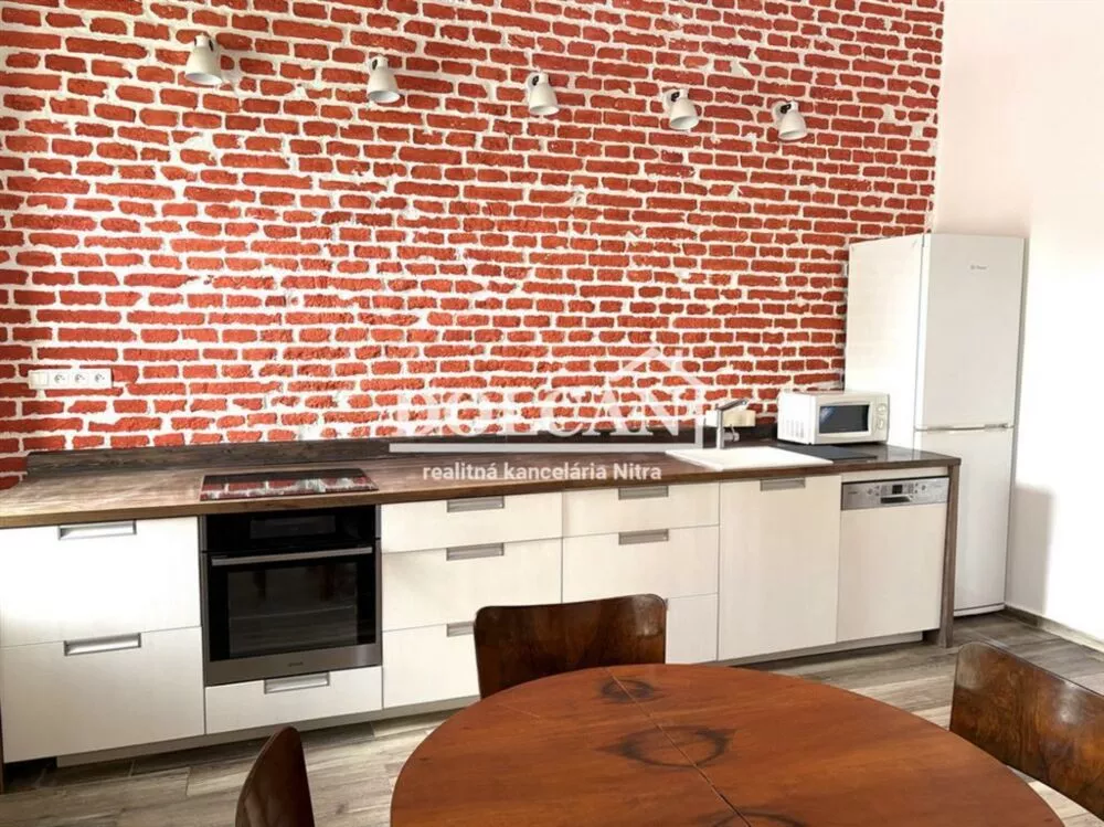 2 izbový byt na prenájom 72m2, Farská, Nitra, 157049_0