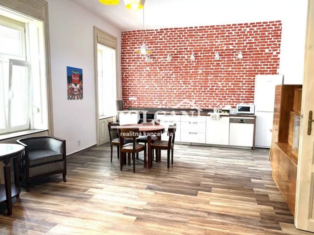 2 izbový byt na prenájom 72m2, Farská, Nitra, 157049_1